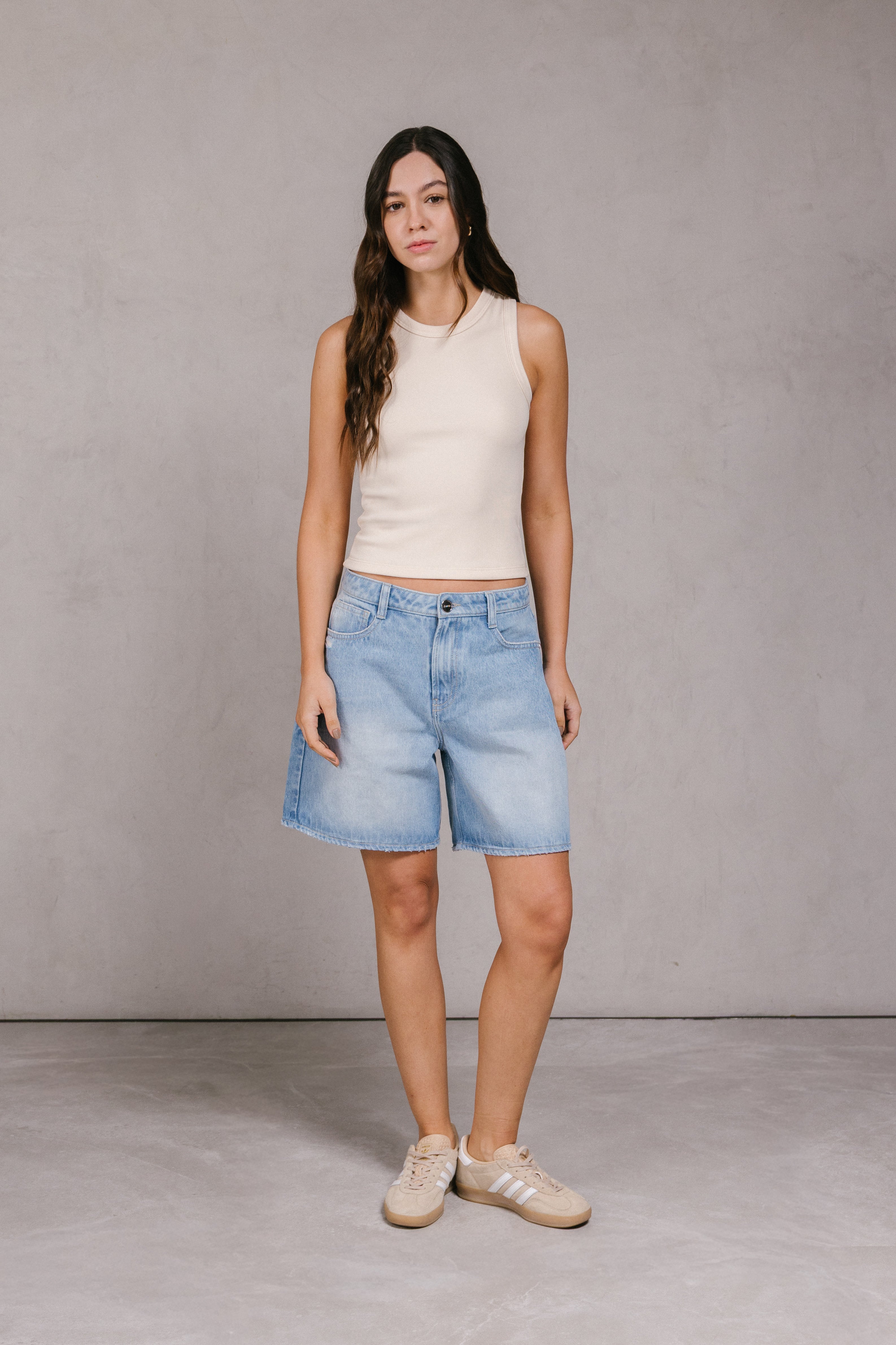 RIB TANK TOP CREMA Imagen principal del producto