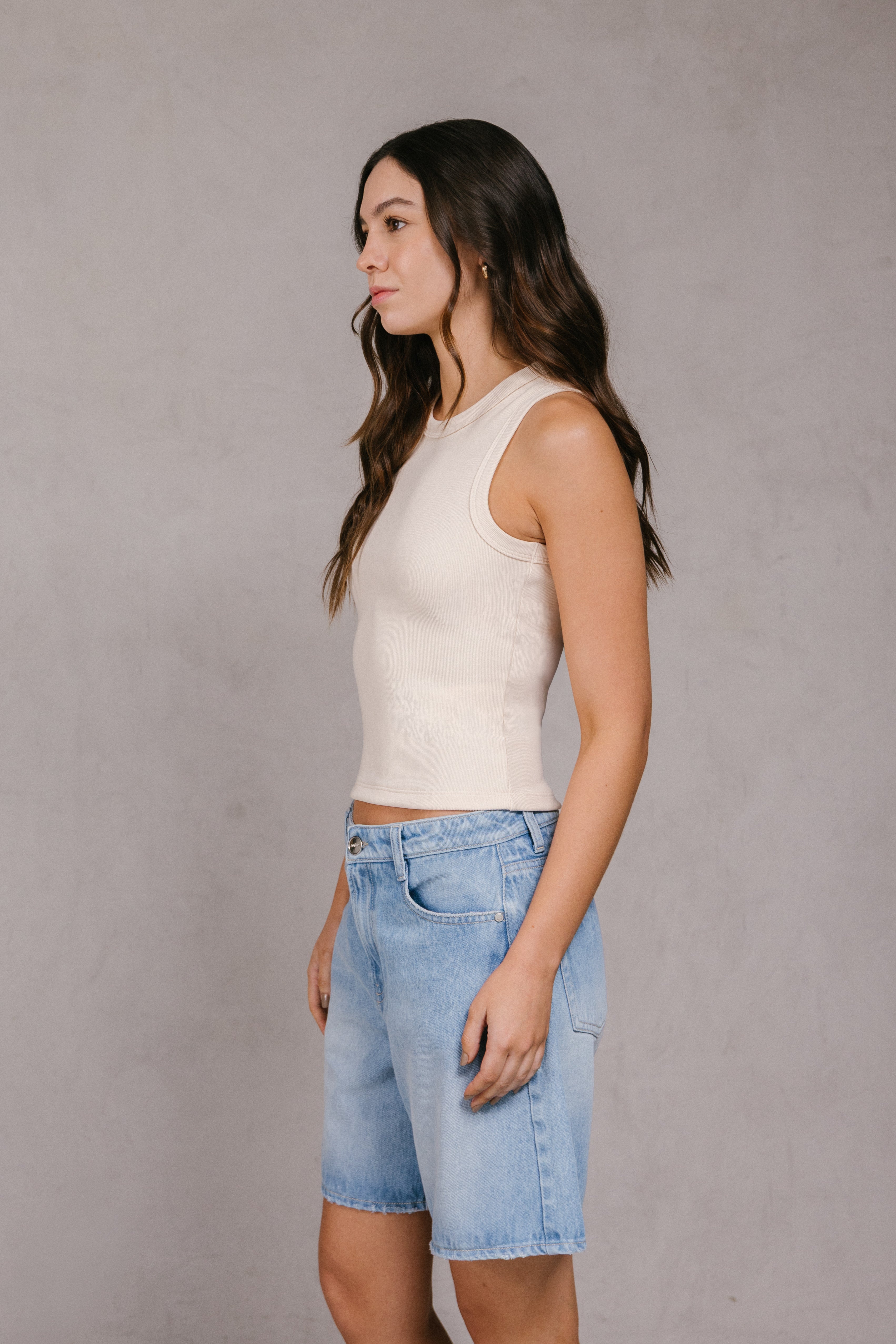 RIB TANK TOP CREMA Imagen principal del producto