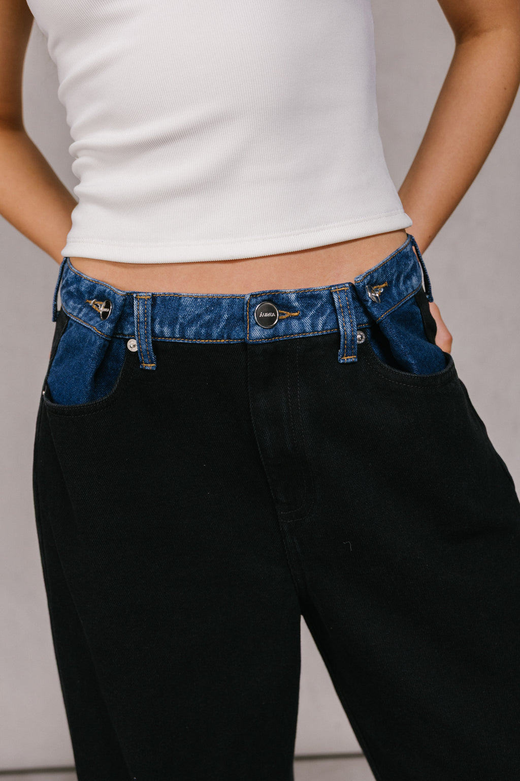 JEAN BOTONES DARK BLUE